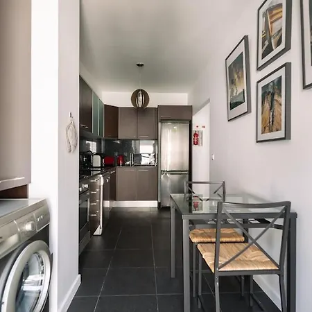 Daire Artist Loft - Modern In Historic Old Town Funchal