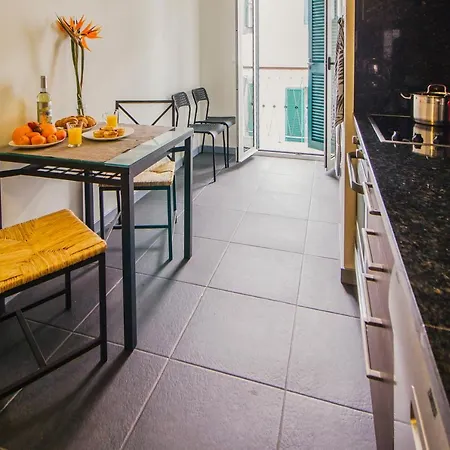 Daire Artist Loft - Modern In Historic Old Town *