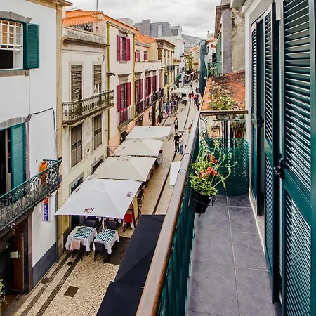 Διαμέρισμα Rua Da Carreira 143