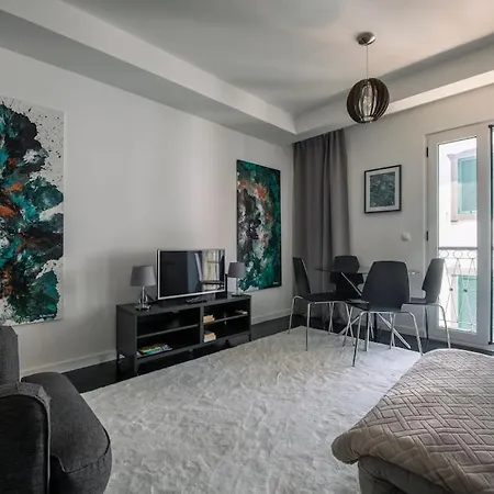 Apartament Artist Loft - Modern In Historic Old Town Funchal (Madeira)