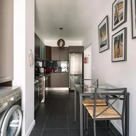 Artist Loft - Modern In Historic Old Town Daire Funchal