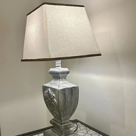 Artist Loft - Modern In Historic Old Town شقة *