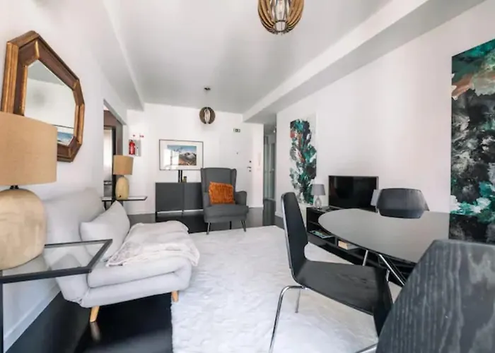 Artist Loft - Modern In Historic Old Town *