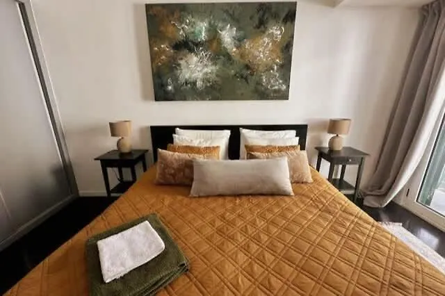 Apartament Artist Loft - Modern In Historic Old Town Funchal (Madeira)