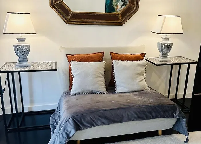 Artist Loft - Modern In Historic Old Town *