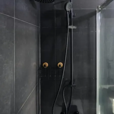 Lägenhet Artist Loft - Modern In Historic Old Town Funchal (Madeira)